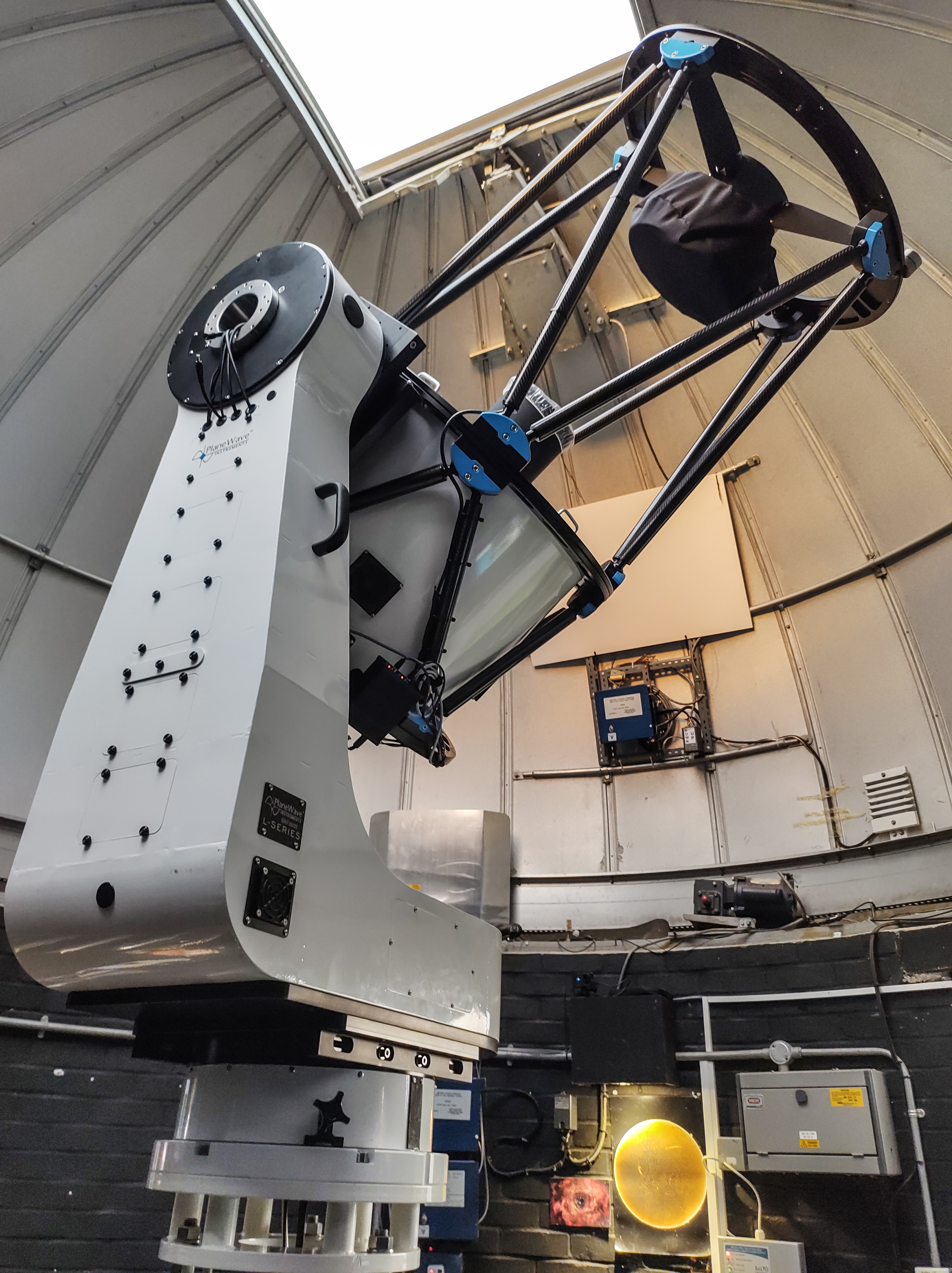 Bayfordbury Observatory (University of Hertfordshire) UK PlaneWave CDK600 Installation