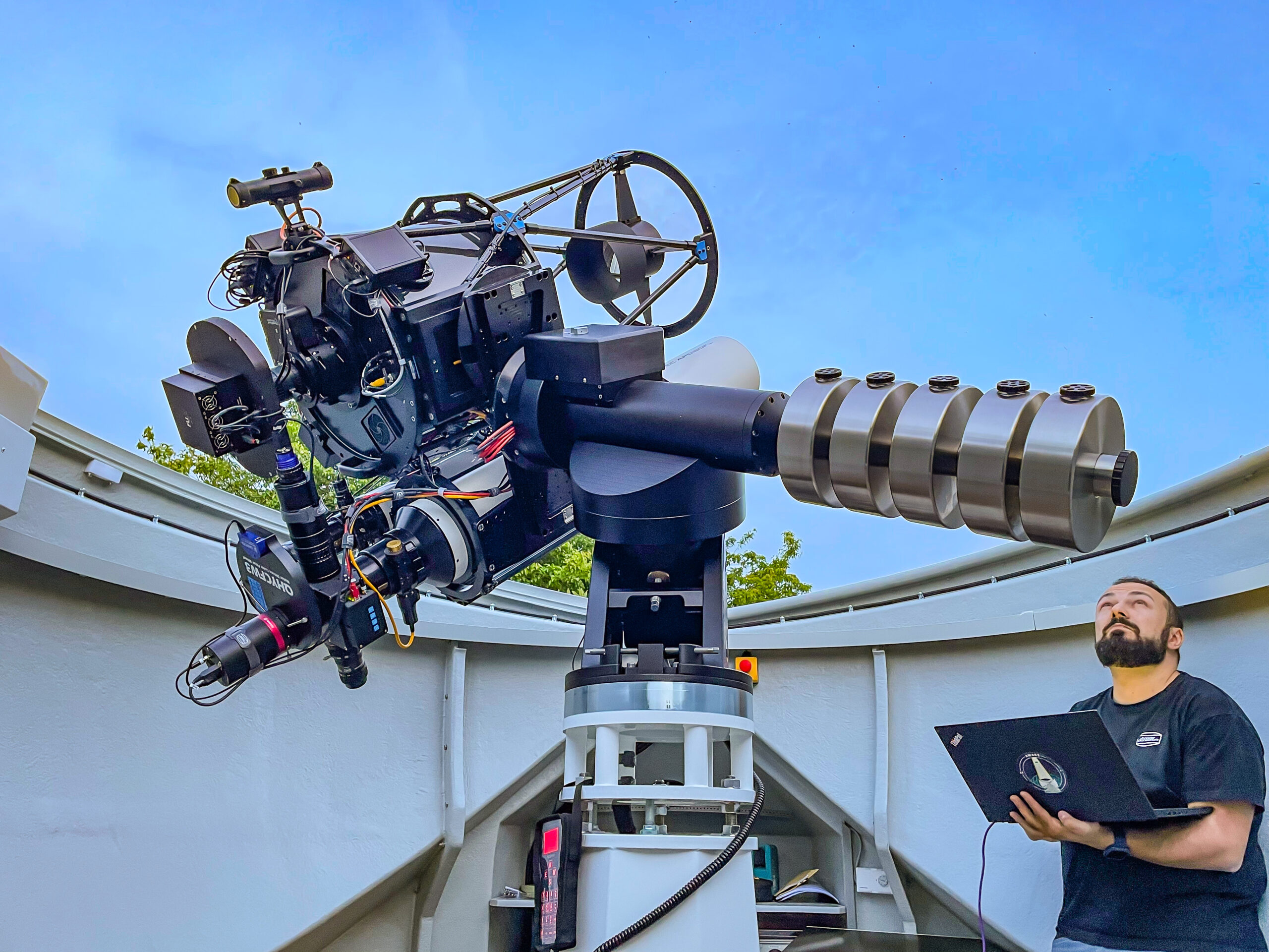Parallel Telescope Installations