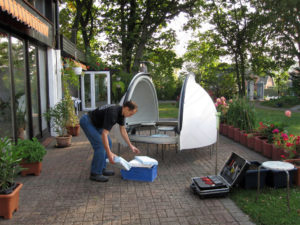Vorbereitung Kuppelmontage auf Hausdach