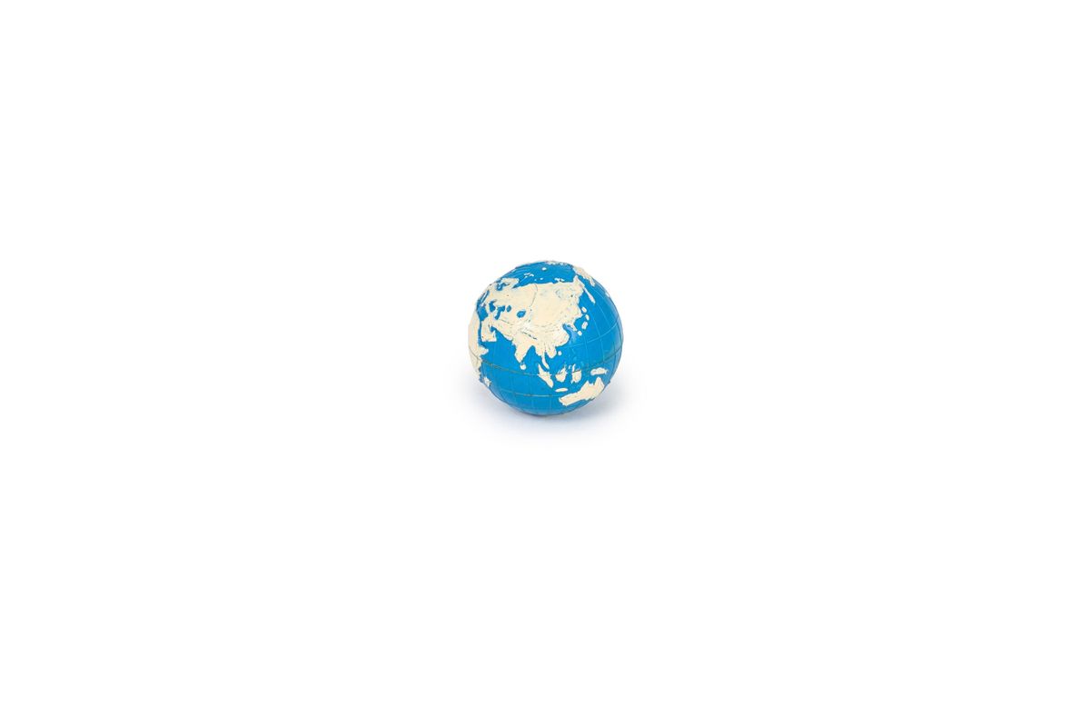 Earth model for mounting on gear box - English