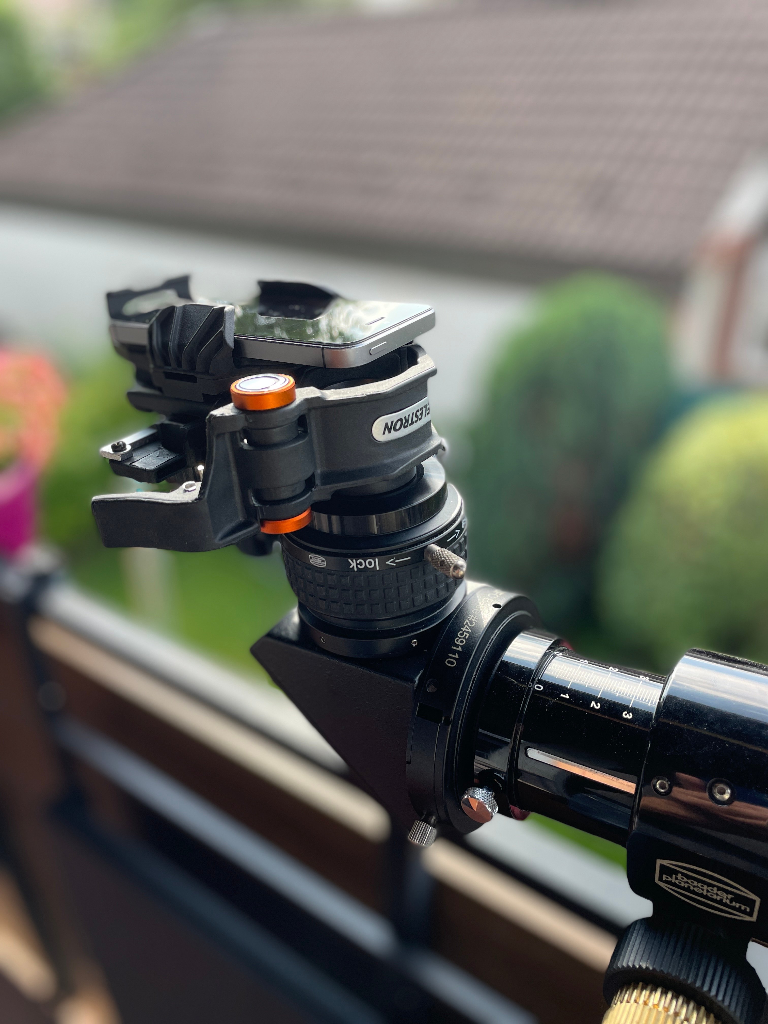 Celestron NexYZ Smartphone-Halter